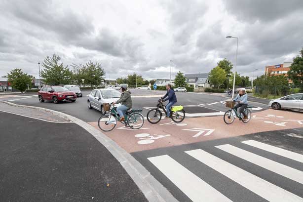 Giratoire-de-Laroiseau-Giratoire-à-la-Hollandaise-Mobilité-Vélos-Vannes_MVA9239.jpg