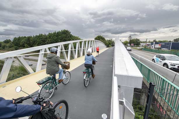 Passerelle-sur-RN-165-Route-de-Sainte-Anne-Mobilité-Vélos-Piétons-Vannes_MVA9299.jpg